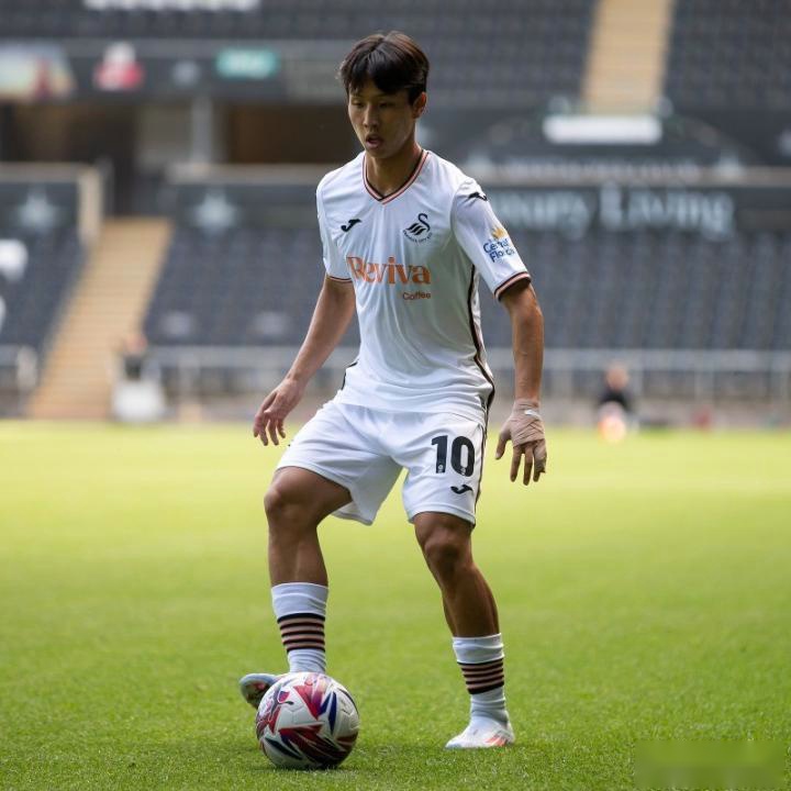 关于斯旺西逆袭战胜对手，提升保级信心！的信息