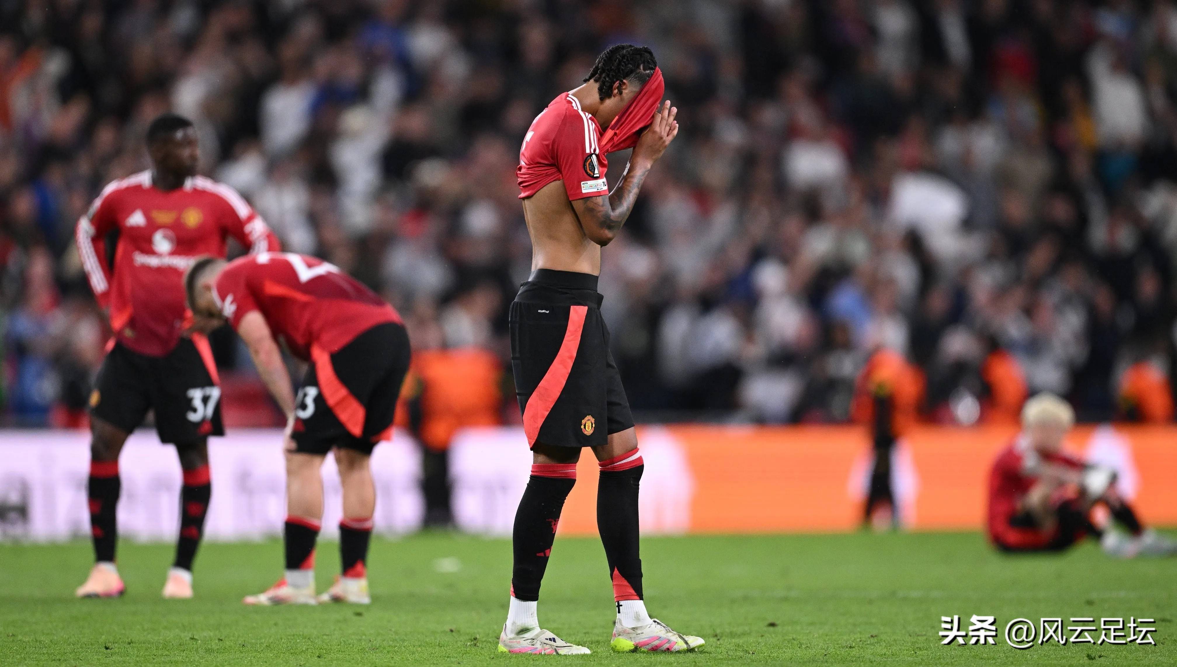 曼联遭遇不敌，客场输球状态欠佳