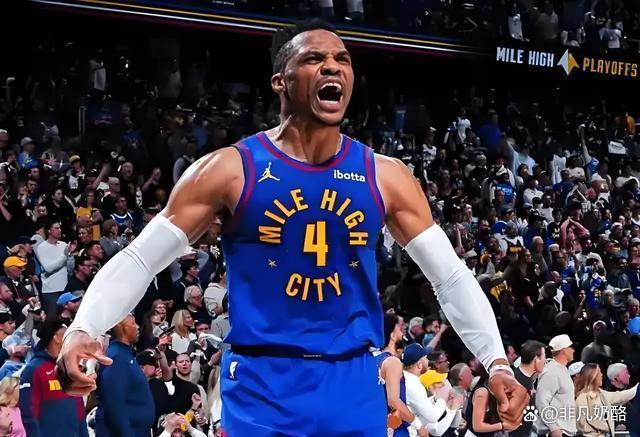 快船队员奋力拼搏，止住失利势头的简单介绍