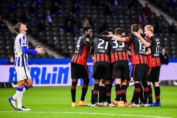 关于弗赖堡球员赛后表达对胜利的喜悦的信息 关于弗赖堡球员赛后表达对胜利的喜悦的信息