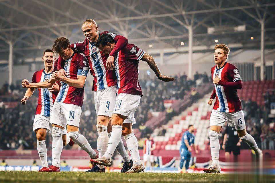 比利时队成功晋级欧锦赛，迈向胜利之路