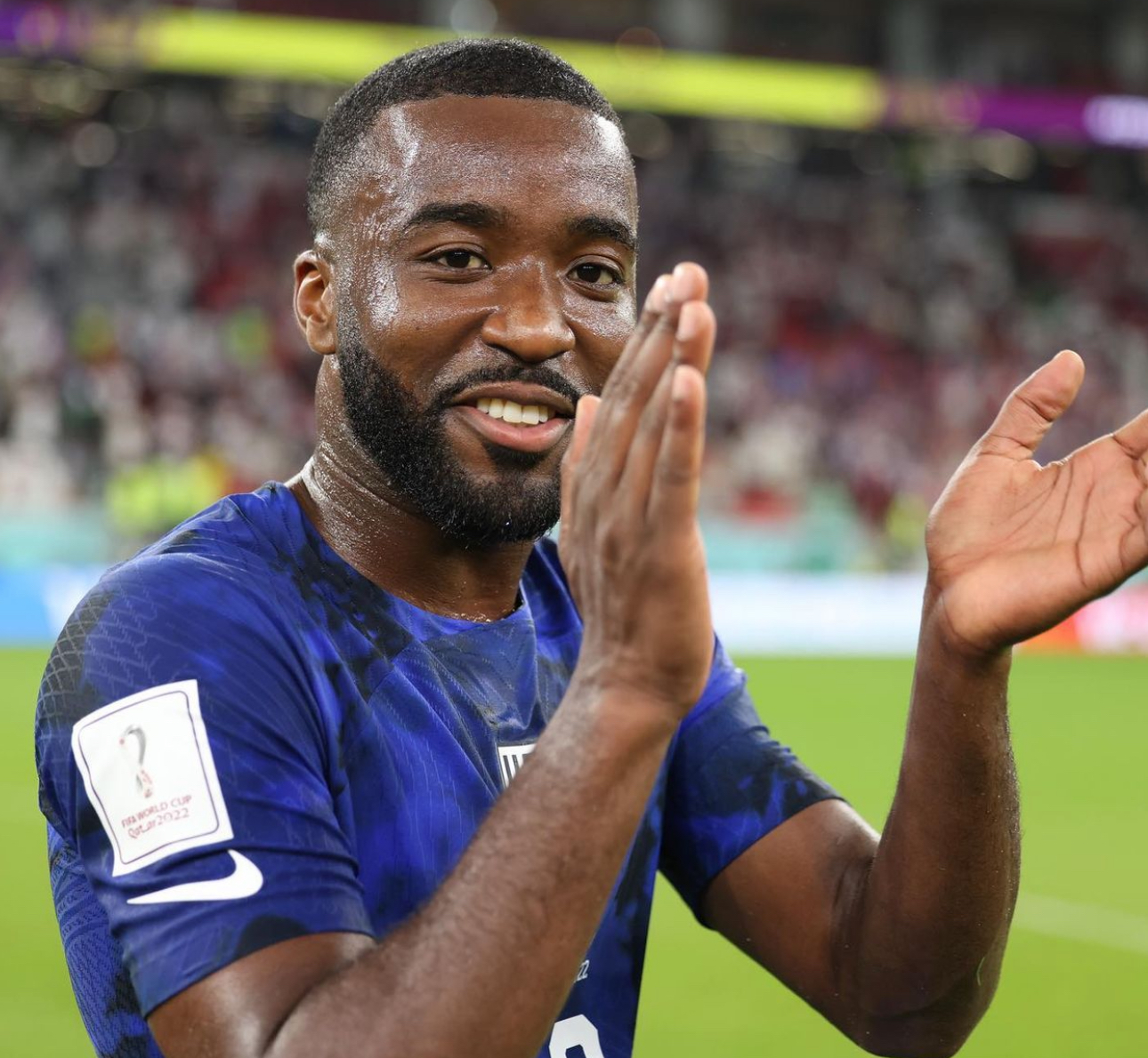 沙尔克球员的不懈拼搏展现实力的简单介绍 沙尔克球员的不懈拼搏展现实力的简单介绍