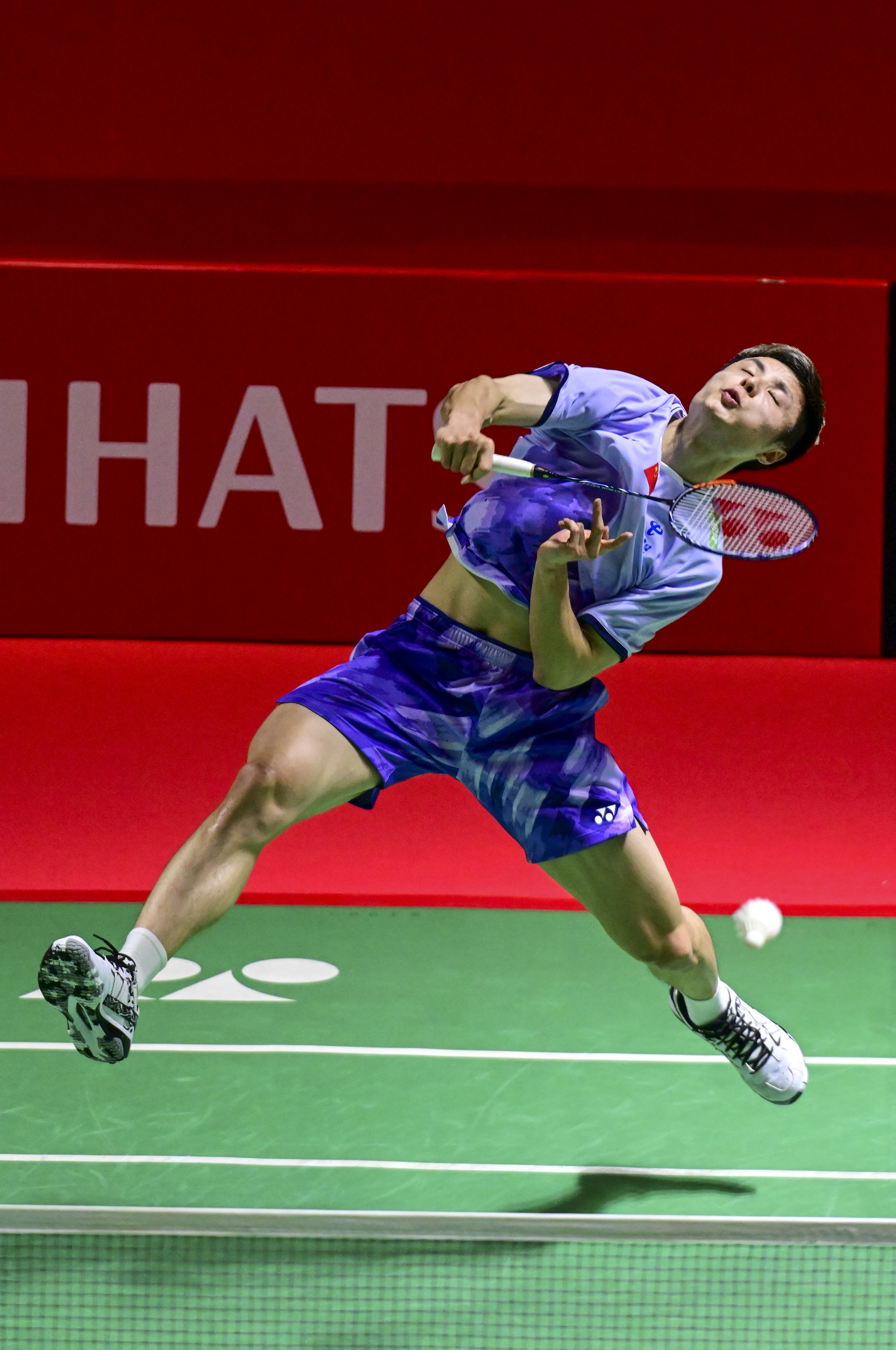 尼日利亚代表团在羽毛球赛中获奖