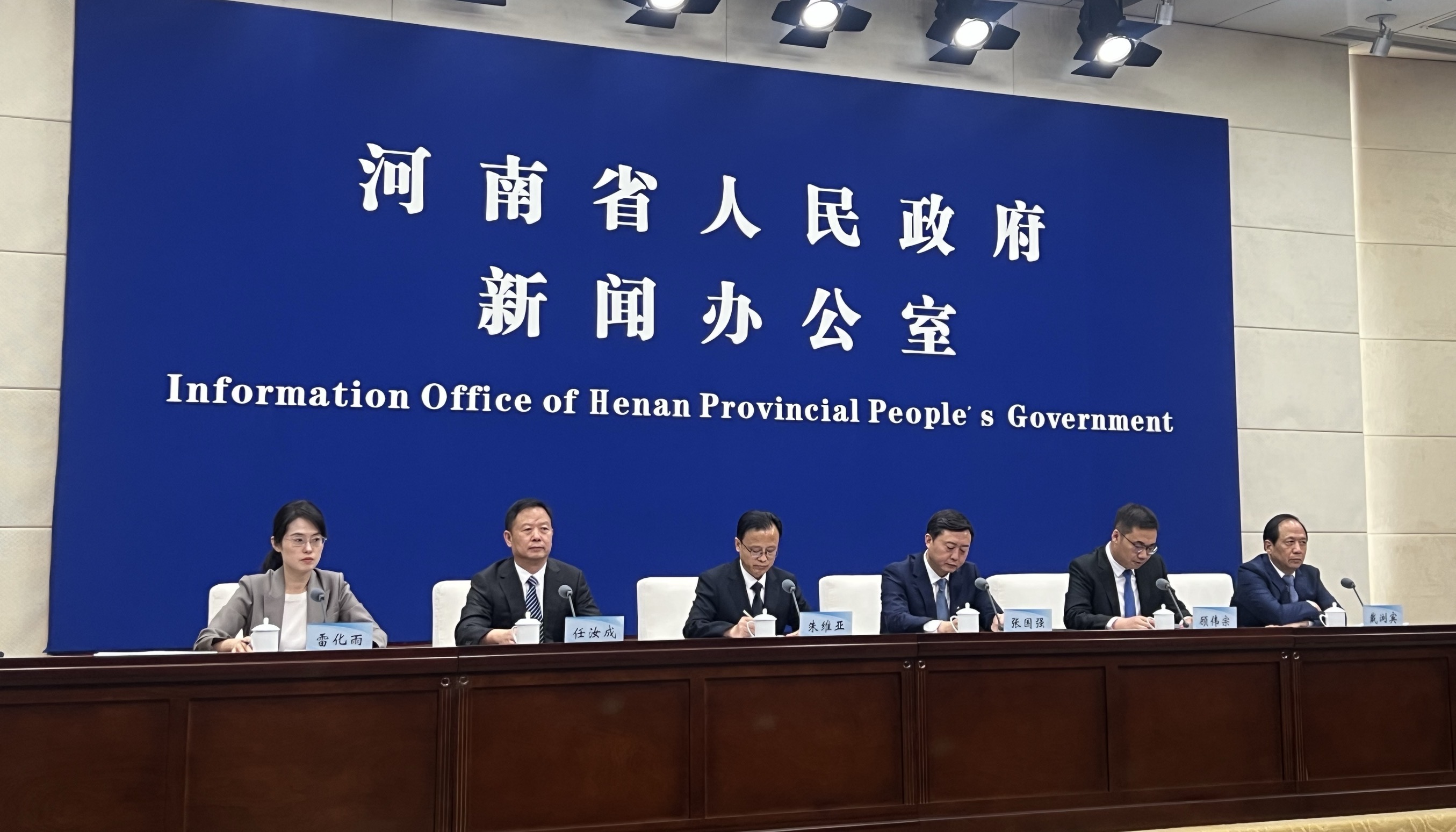 河南队全力备战,迎接来临的挑战 河南队全力备战,迎接来临的挑战