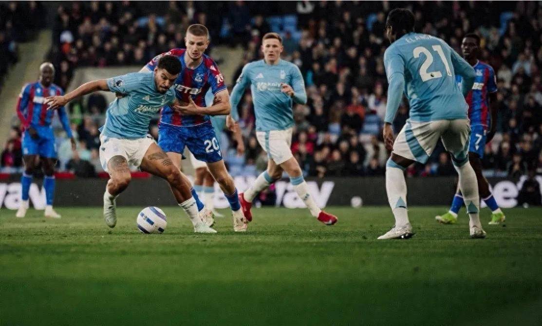 卢旺达篮球联赛胜负悬殊，球员积分榜竞争激烈