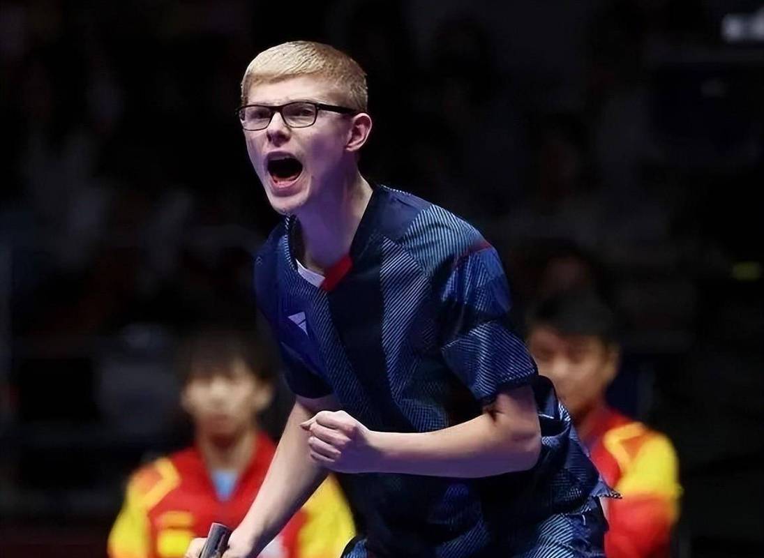 包含突尼斯篮球联赛冠军争夺战激烈白热化，豪强实力对决的词条