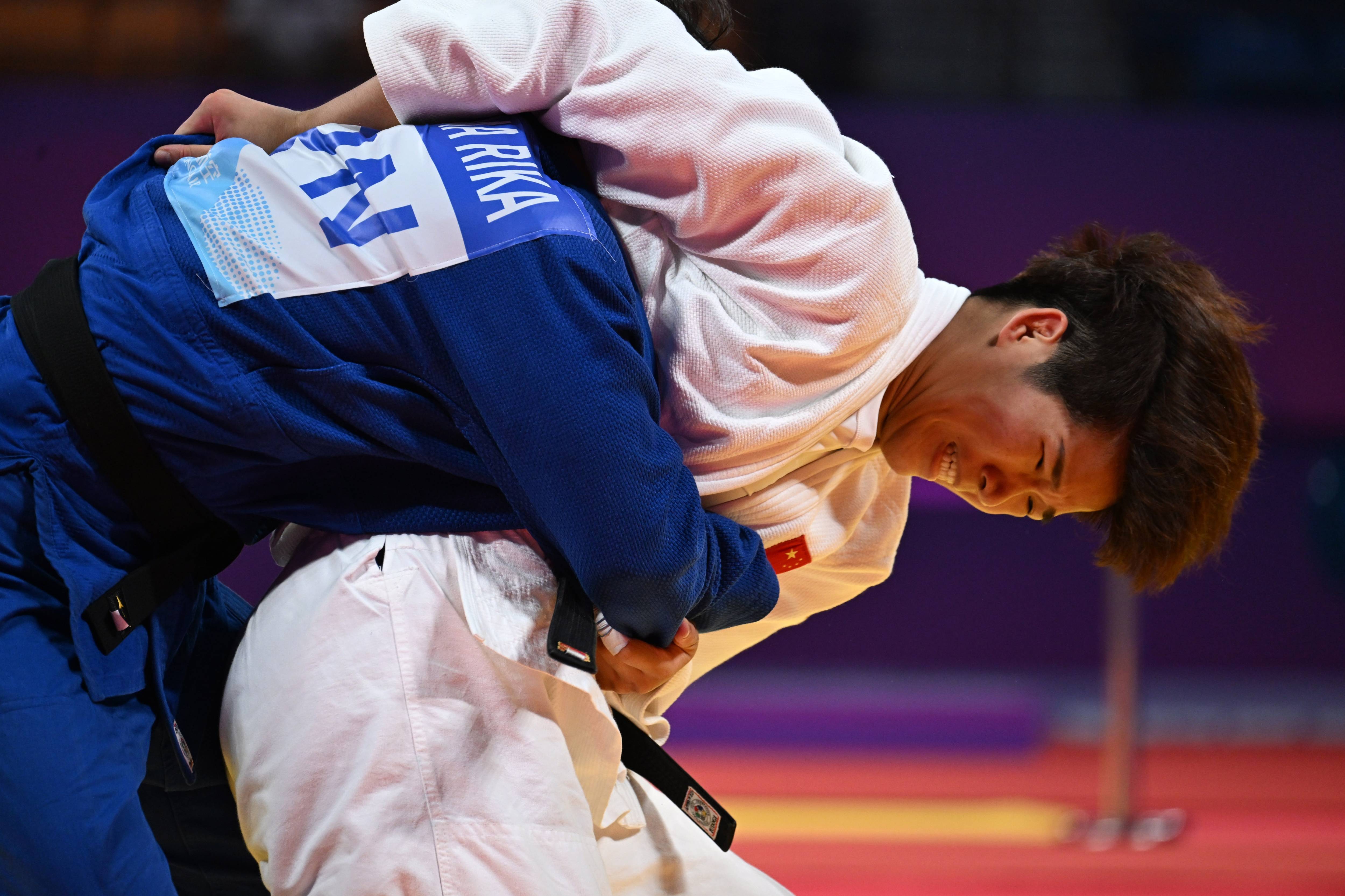 丹麦运动员在柔道比赛中获胜