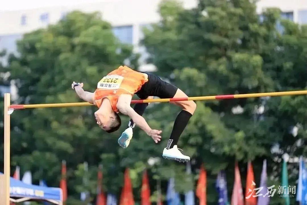 火车头神勇斩获胜利，意图冲击前四的简单介绍