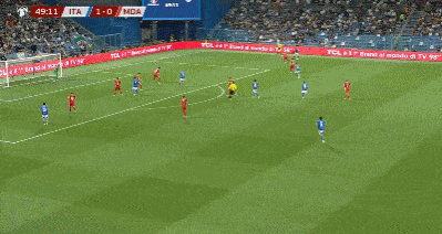 关于智利客场战平厄瓜多尔，欧预赛积分榜排名维持的信息