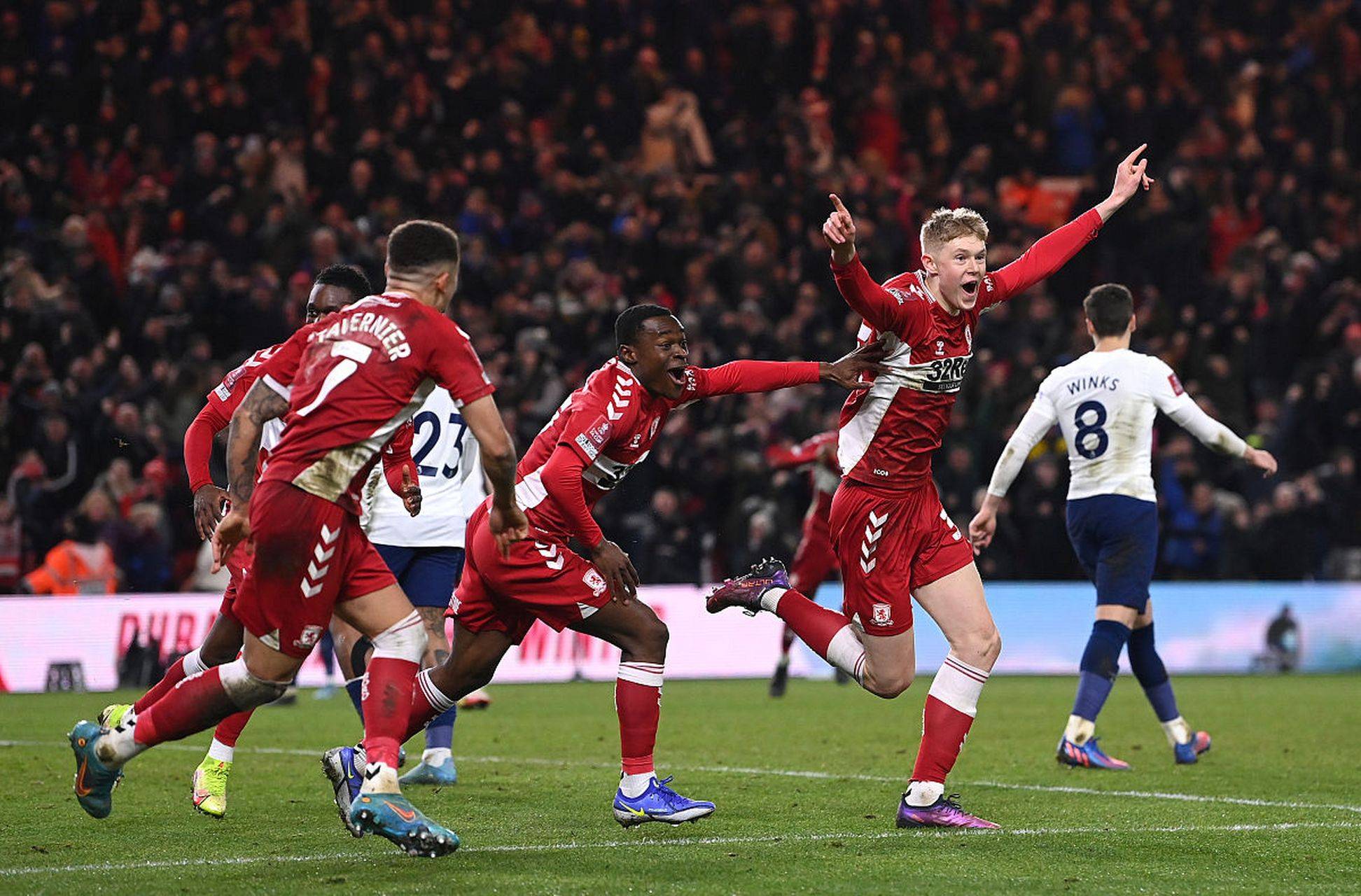 阿森纳新星表现出色,逐渐成为球队核心 阿森纳新星表现出色,逐渐成为球队核心