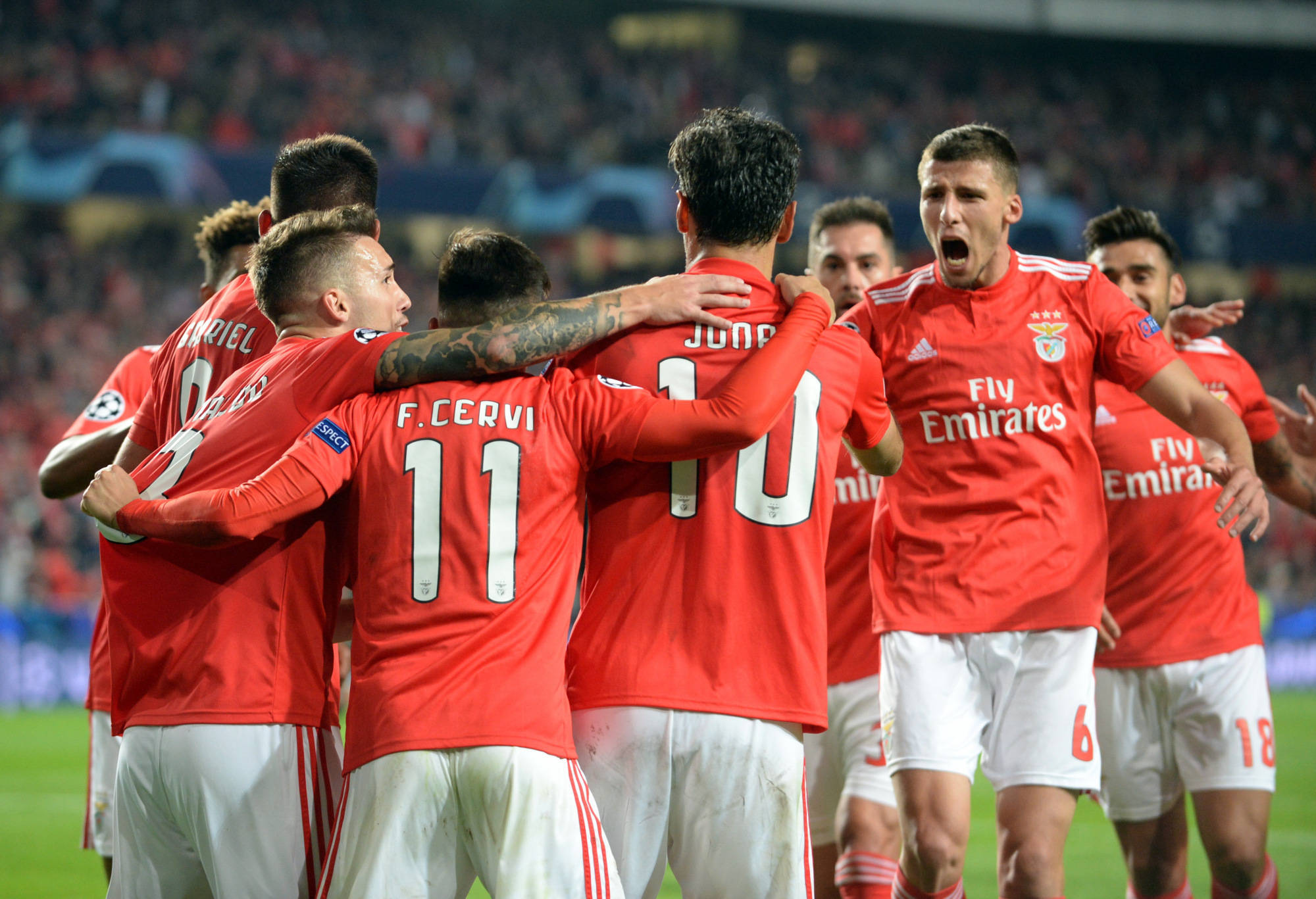 庞德斯利客场取得胜利，保持不败记录