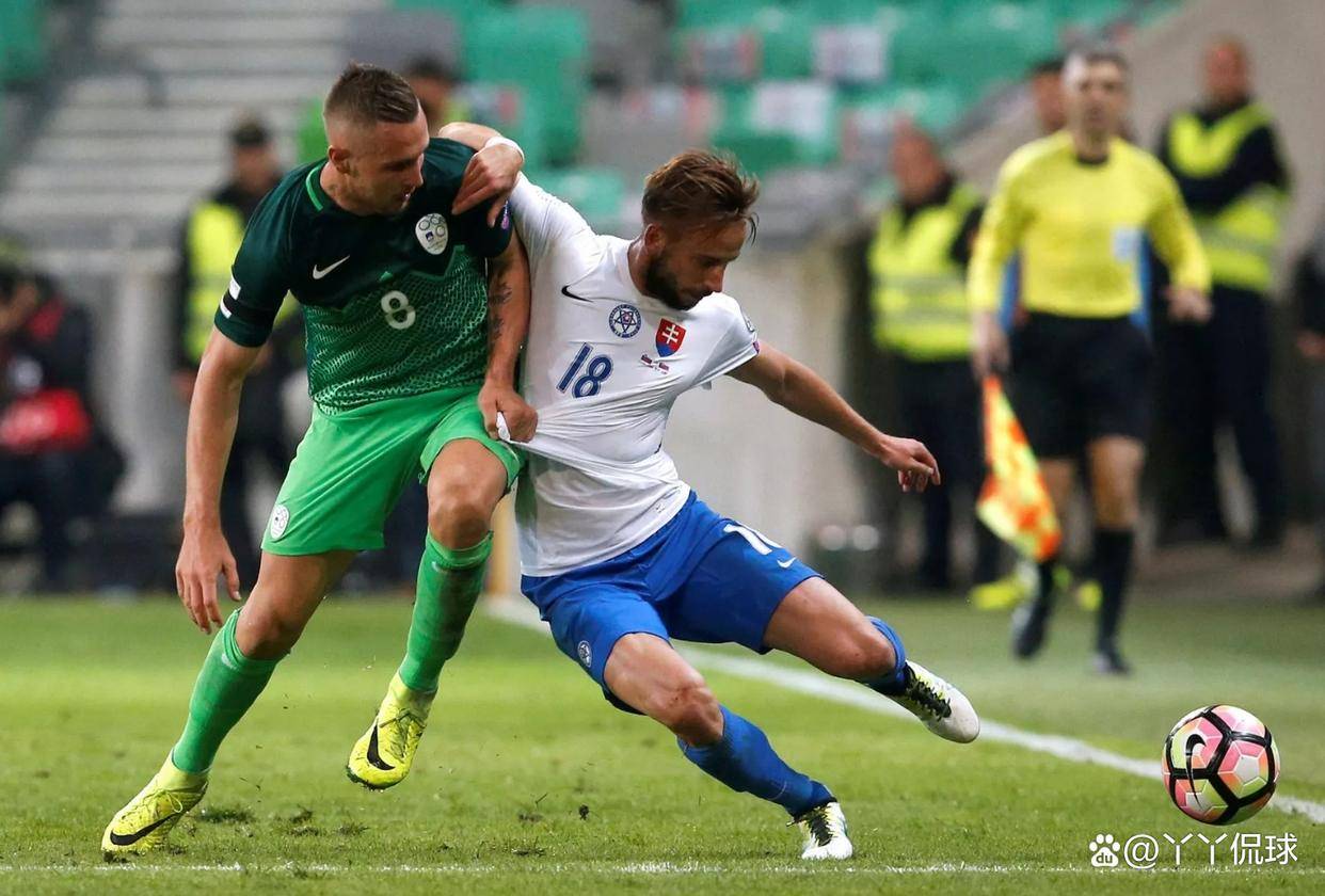 包含斯洛伐克逆转斯洛文尼亚，晋级欧国联半决赛的词条