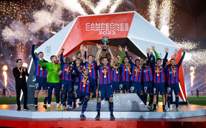 巴萨客场大胜巴列内科，梅西梅开二度领队狂欢