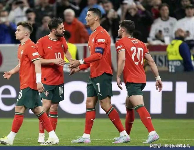 包含葡萄牙神兵突袭，晋级欧国联半决赛的词条
