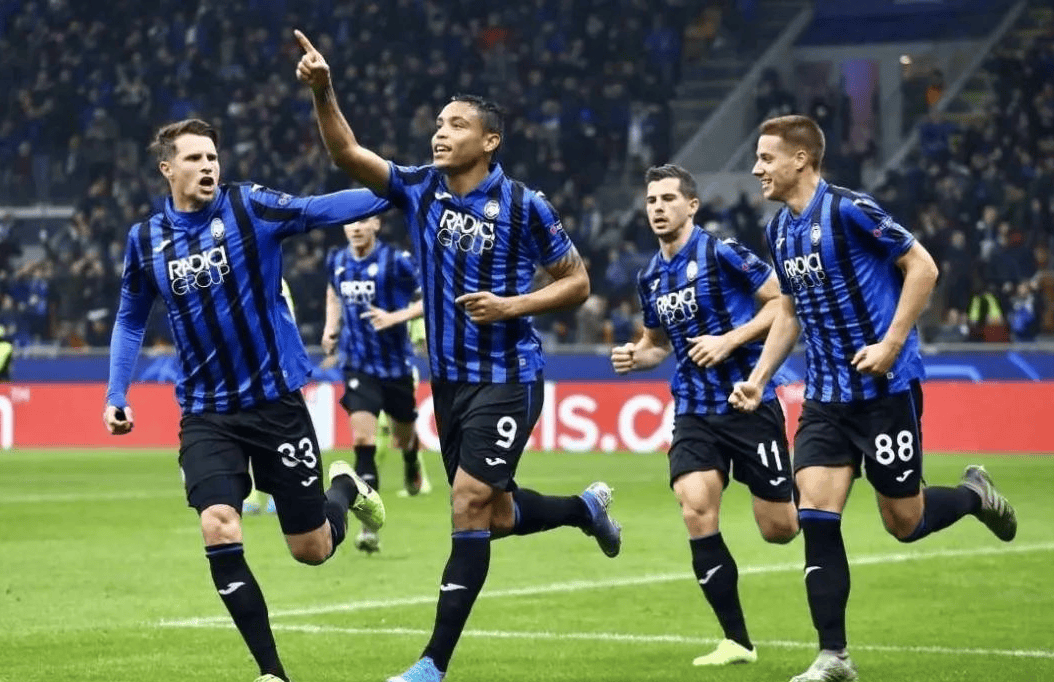 尤文图斯客场大胜亚特兰大，稳坐榜首宝座