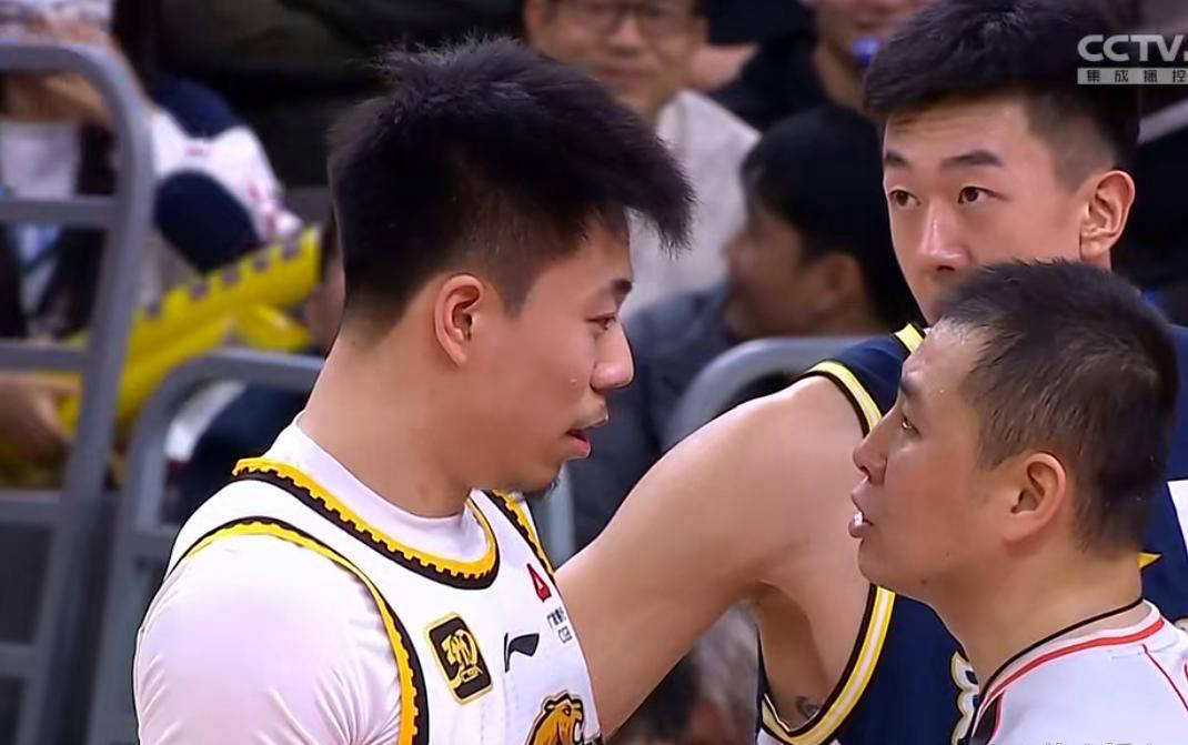 广东队员复出，迅速逆转比分取得关键胜利