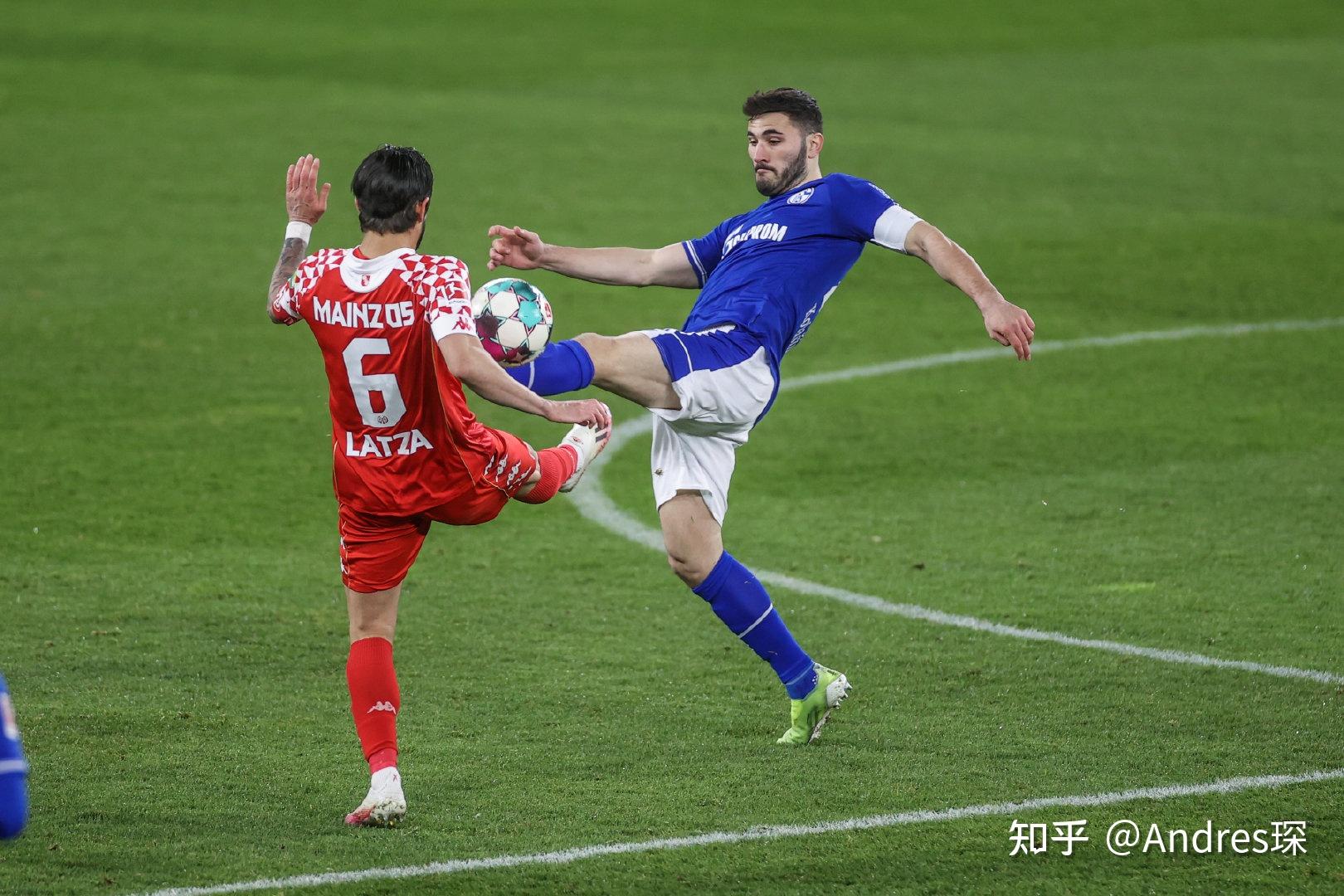 包含沙尔克04遭遇惨败，需全力调整的词条