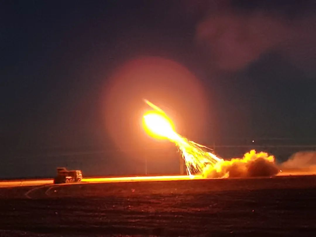 中国射击选手张翔破旧创新,夺冠 中国射击选手张翔破旧创新,夺冠