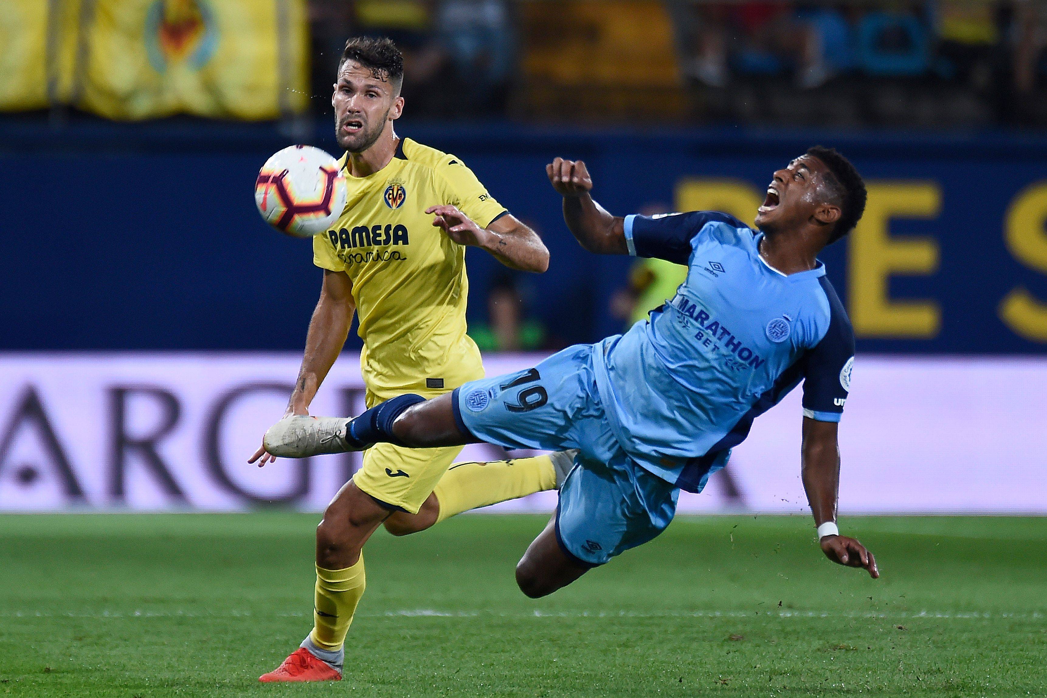 比利亚雷亚尔完胜,打消保级压力的简单介绍 比利亚雷亚尔完胜,打消保级压力的简单介绍