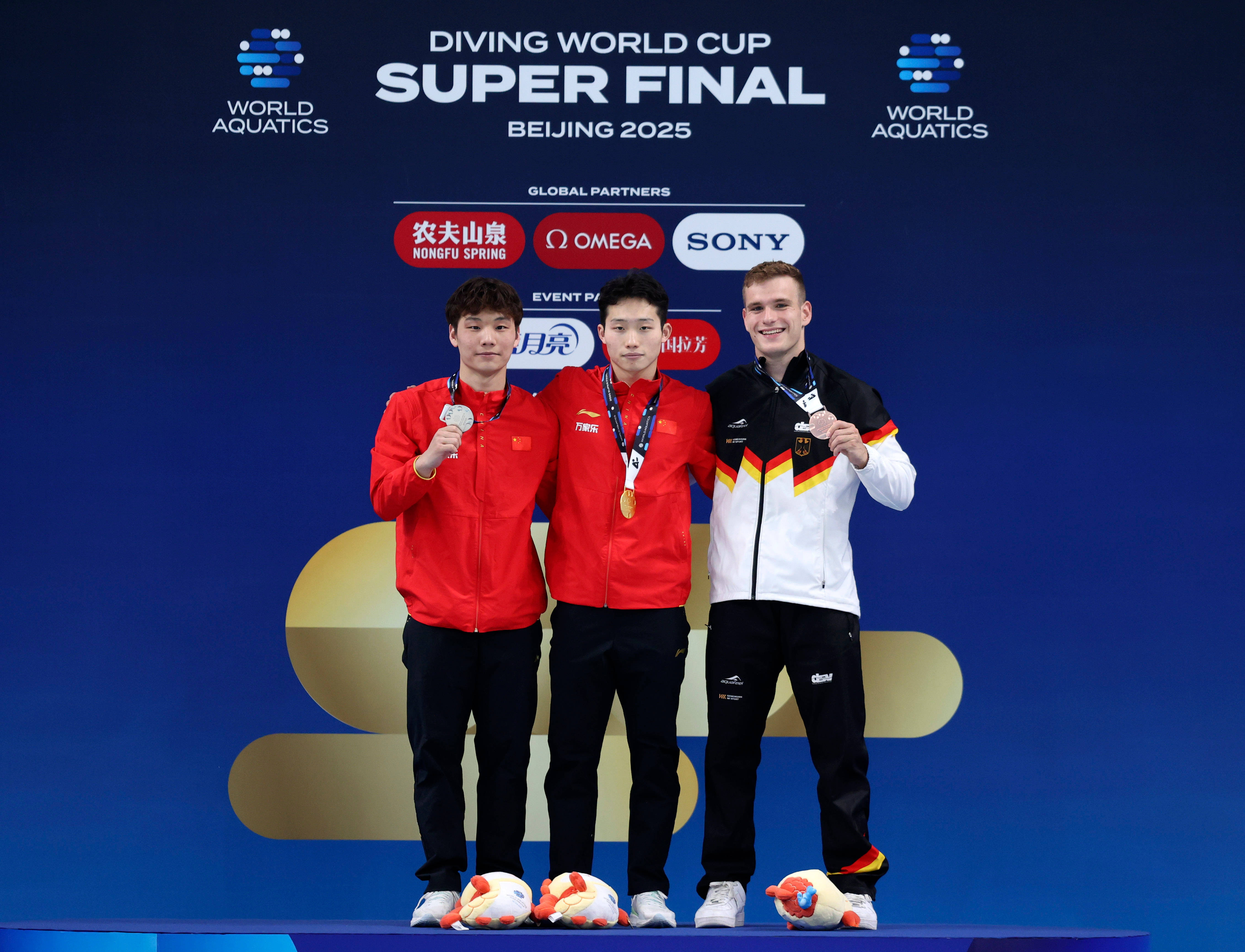 跳水混双赛中国搭档斩获铜牌