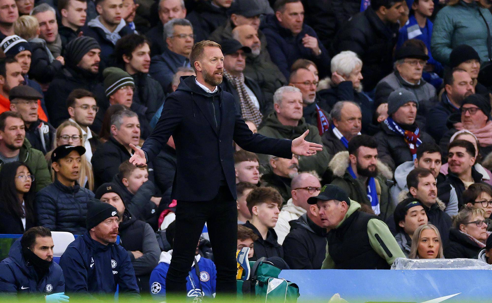 切尔西重振旗鼓，队伍拼搏向前