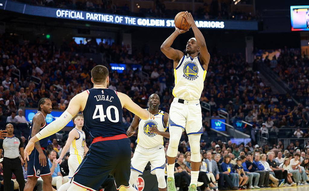 NBA季后赛勇士队遭遇痛苦失利的简单介绍 NBA季后赛勇士队遭遇痛苦失利的简单介绍