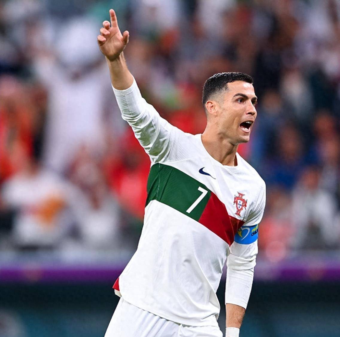 葡萄牙选手在游泳比赛中斩获金牌