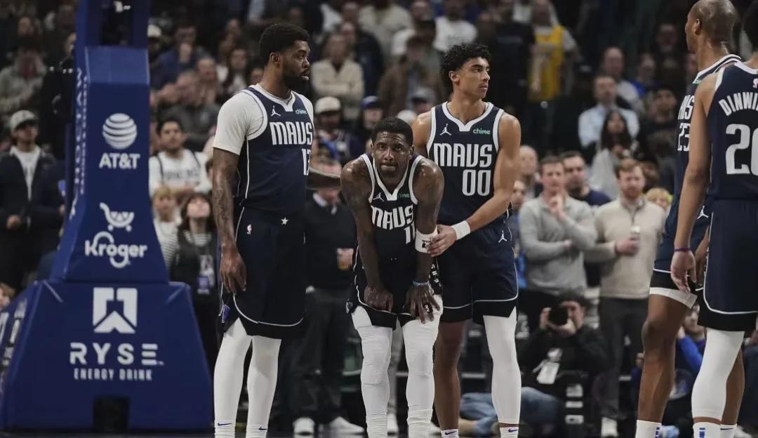 运动员受伤坚持比赛，引发泪目观众