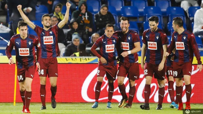 埃瓦尔战胜对手,继续保持不败 埃瓦尔战胜对手,继续保持不败