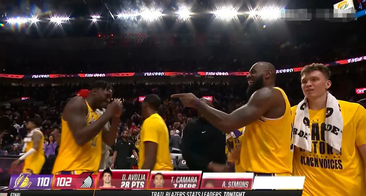 包含开拓者轻松击败比赛,势不可挡的词条 包含开拓者轻松击败比赛,势不可挡的词条