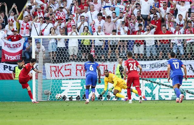 关于波兰遗憾输球，无缘欧洲杯半决赛的信息