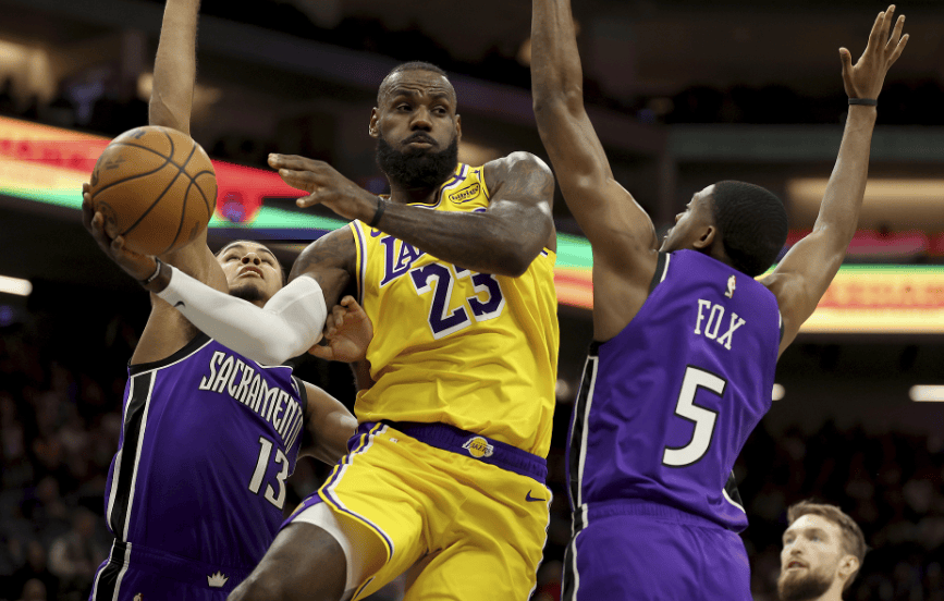 灰熊客场战胜凯尔特人，康利爆发27分