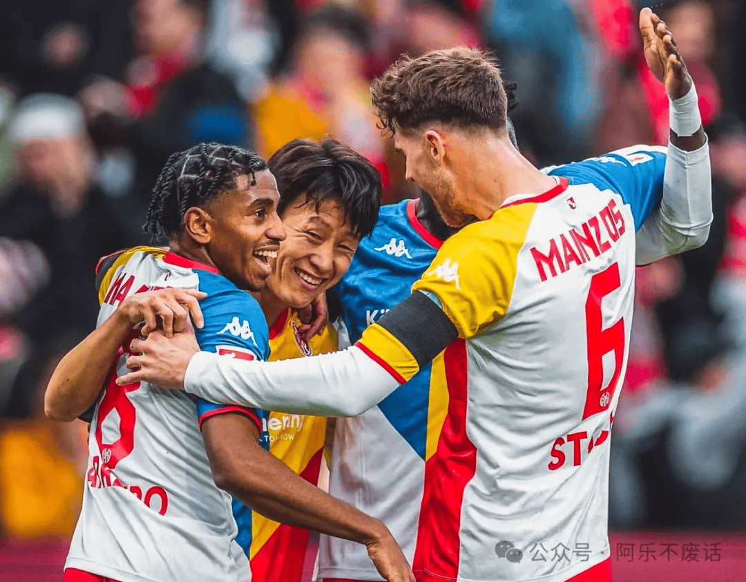 包含柏林赫塔德比胜奥格斯堡，冲上德甲联赛积分榜前列的词条