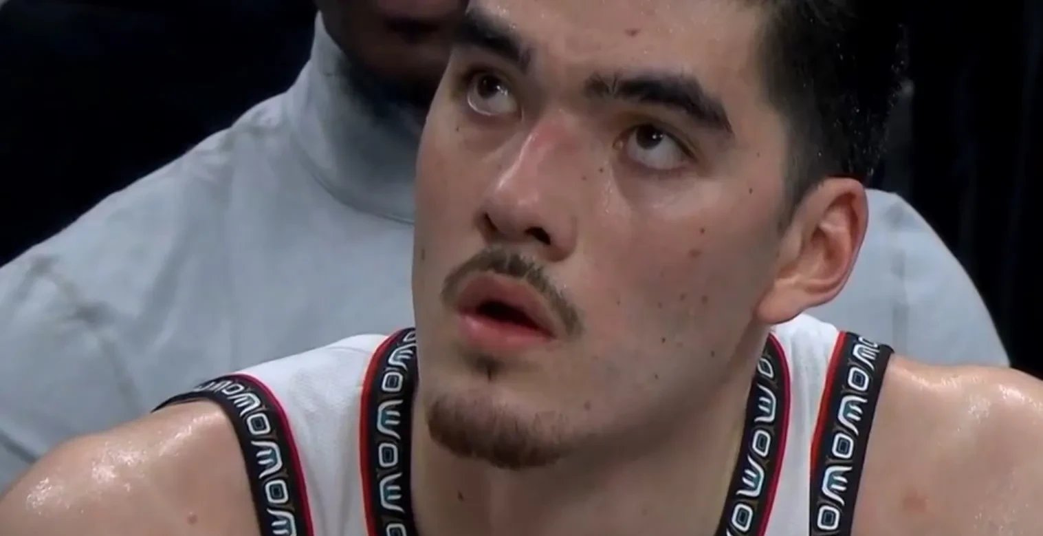 尼克斯逆转灰熊，开门红