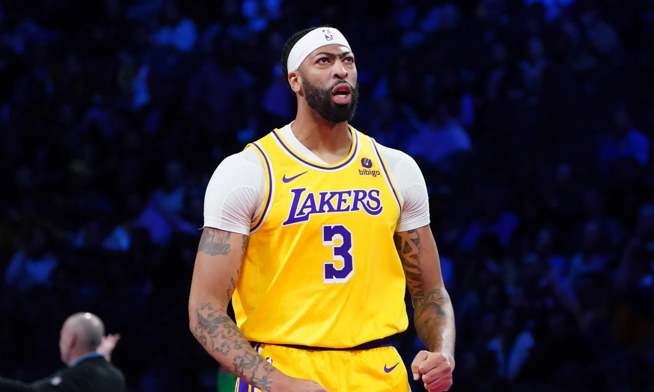 湖人主场轻取76人,戴维斯高效得分 湖人主场轻取76人,戴维斯高效得分