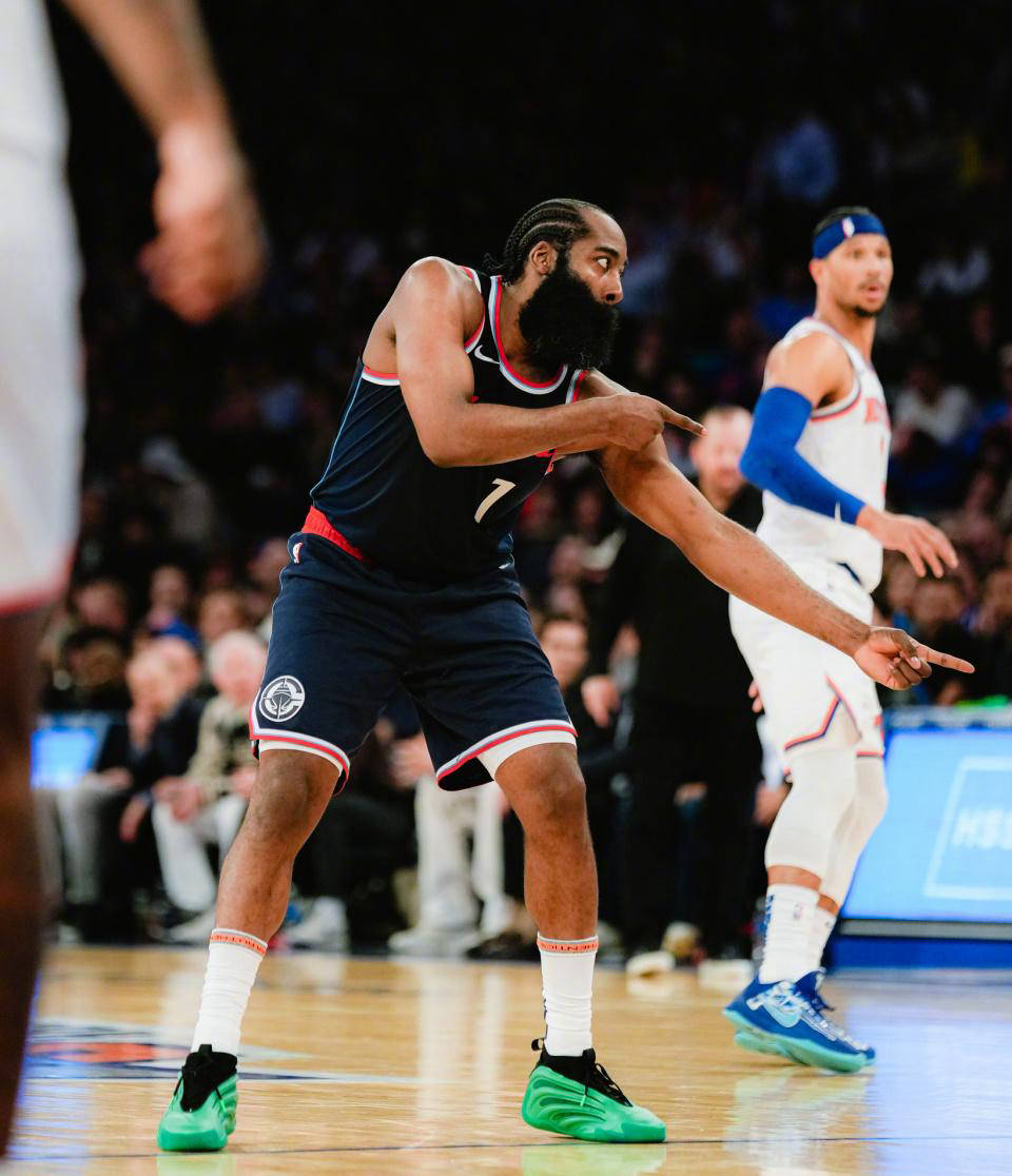 快船逆转尼克斯，乔治和莱昂纳德火力全开