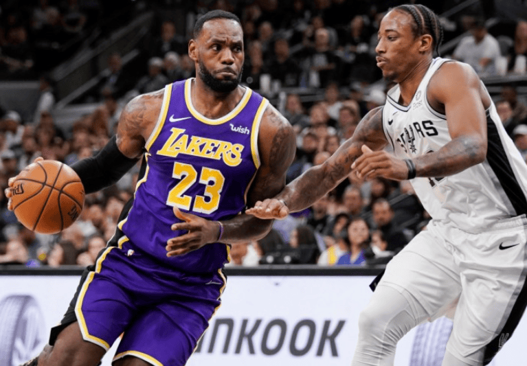 马刺客场大胜湖人迎来复仇